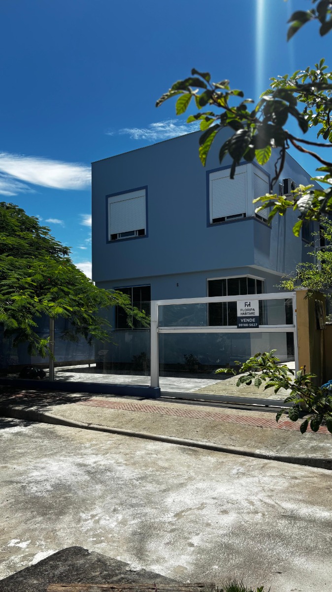 Sobrado à venda com 3 quartos, 135m² - Foto 2