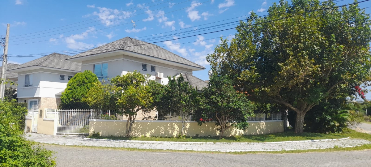 Casa 3 dormitórios Sul da Ilha Florianópolis 