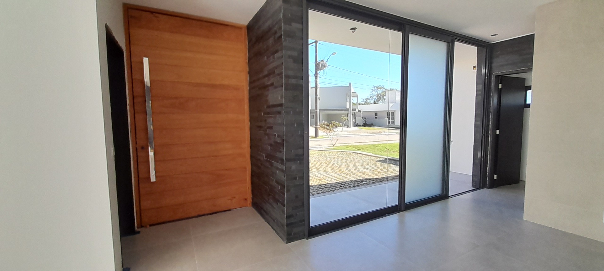 Casa de Condomínio à venda com 4 quartos, 322m² - Foto 4