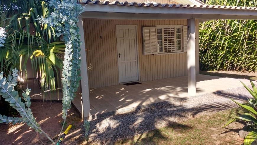 Terreno à venda com 3 quartos, 70m² - Foto 2