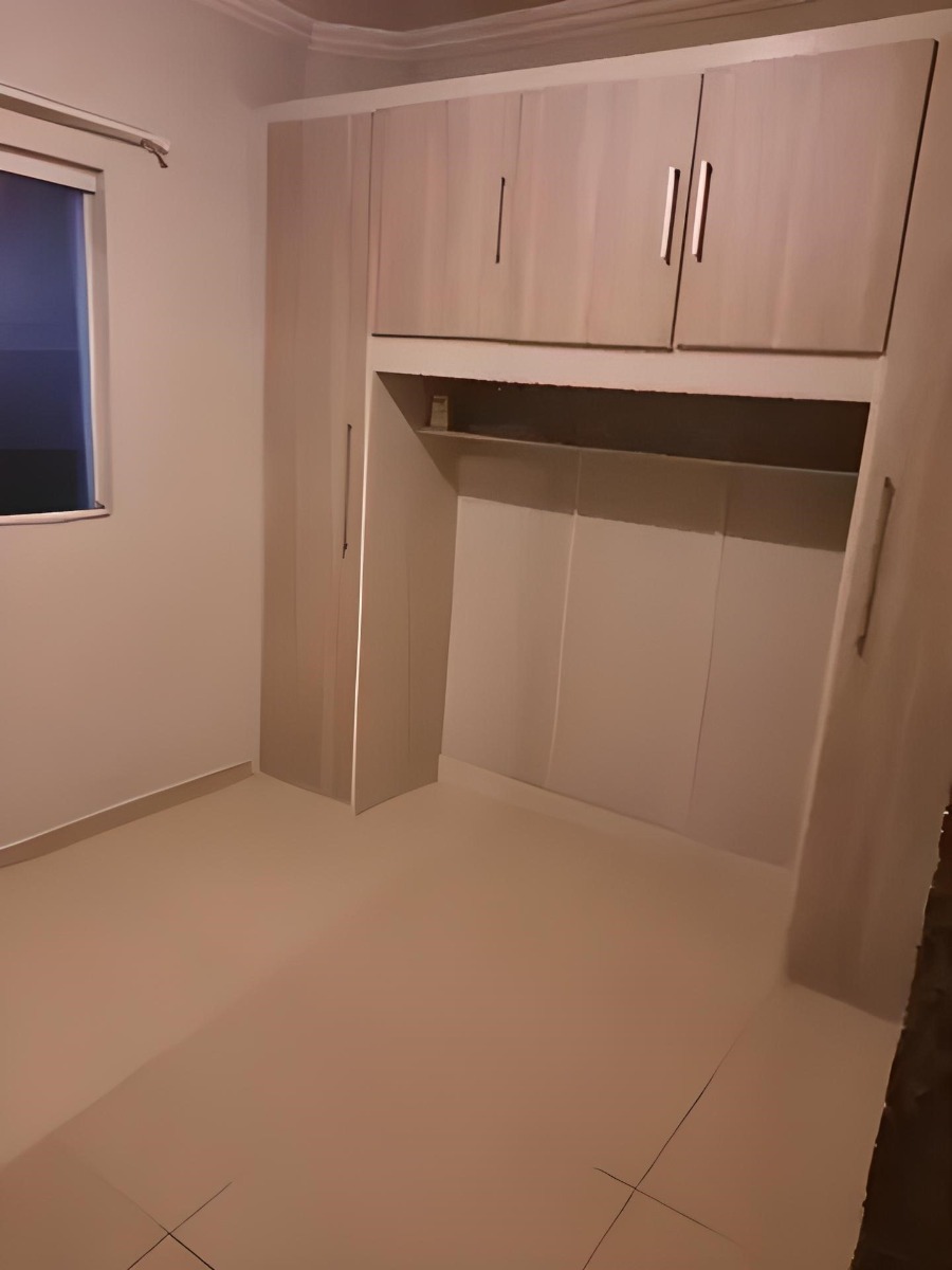 Apartamento à venda com 2 quartos, 60m² - Foto 5