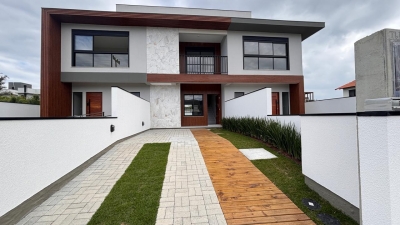 Venda - Casa (Padrão) - Campeche - Florianópolis/SC - Cod. IMOB775