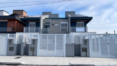 Venda - Casa (Padrão) - Campeche - Florianópolis/SC - Cod. IMOB760