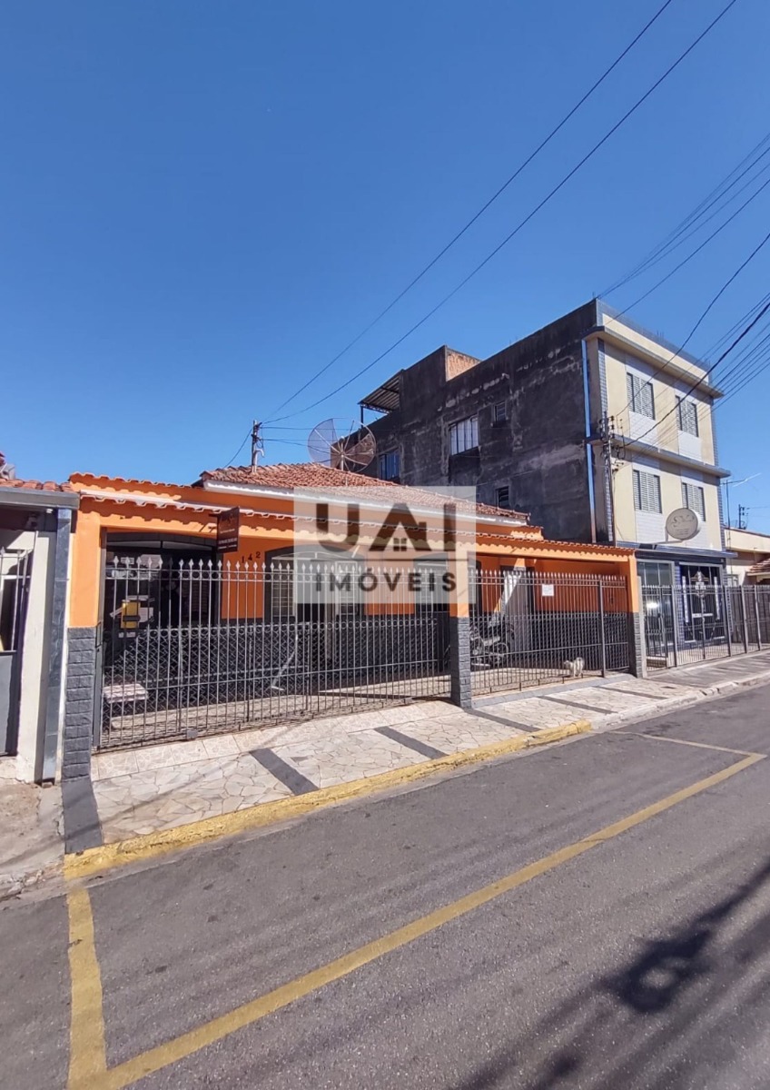Foto do anúncio: Venda - Casa (Padrão) - Avenida - Itajubá/MG - Cod. IMOB81770