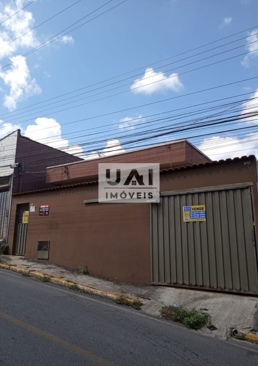 Foto do anúncio: Venda - Casa (Padrão) - Cruzeiro - Itajubá/MG - Cod. IMOB524