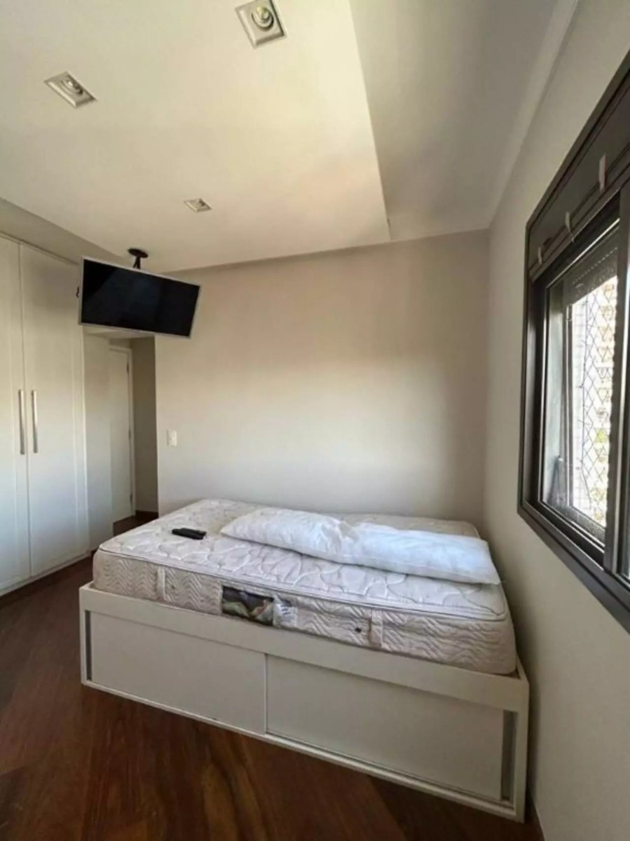 Apartamento para alugar com 4 quartos, 214m² - Foto 20