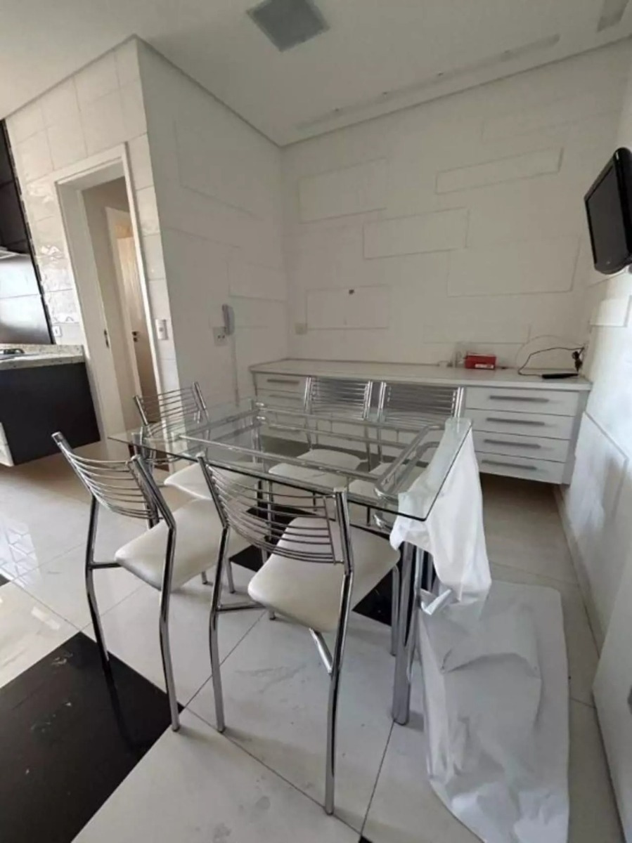 Apartamento para alugar com 4 quartos, 214m² - Foto 11