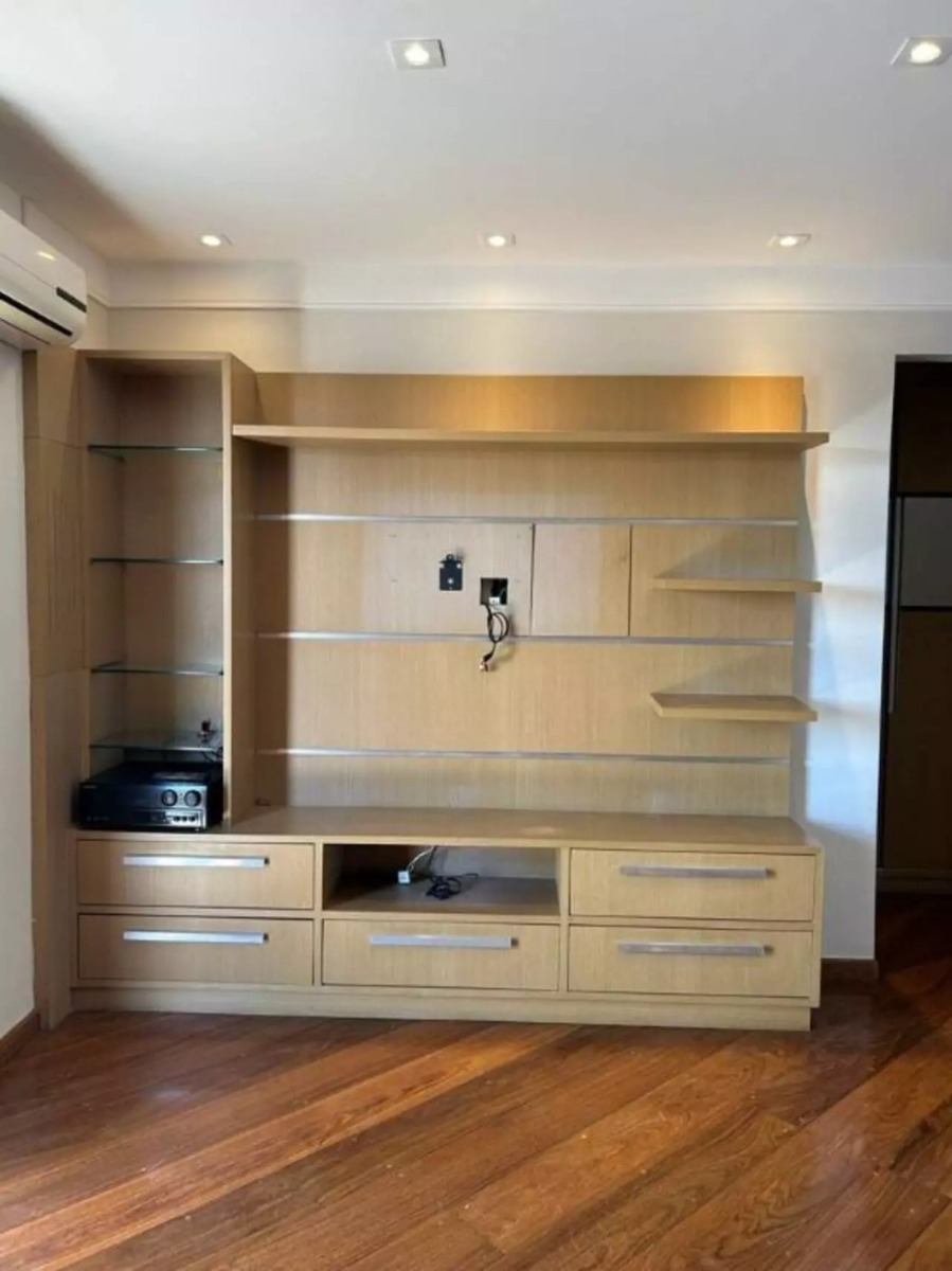 Apartamento para alugar com 4 quartos, 214m² - Foto 5