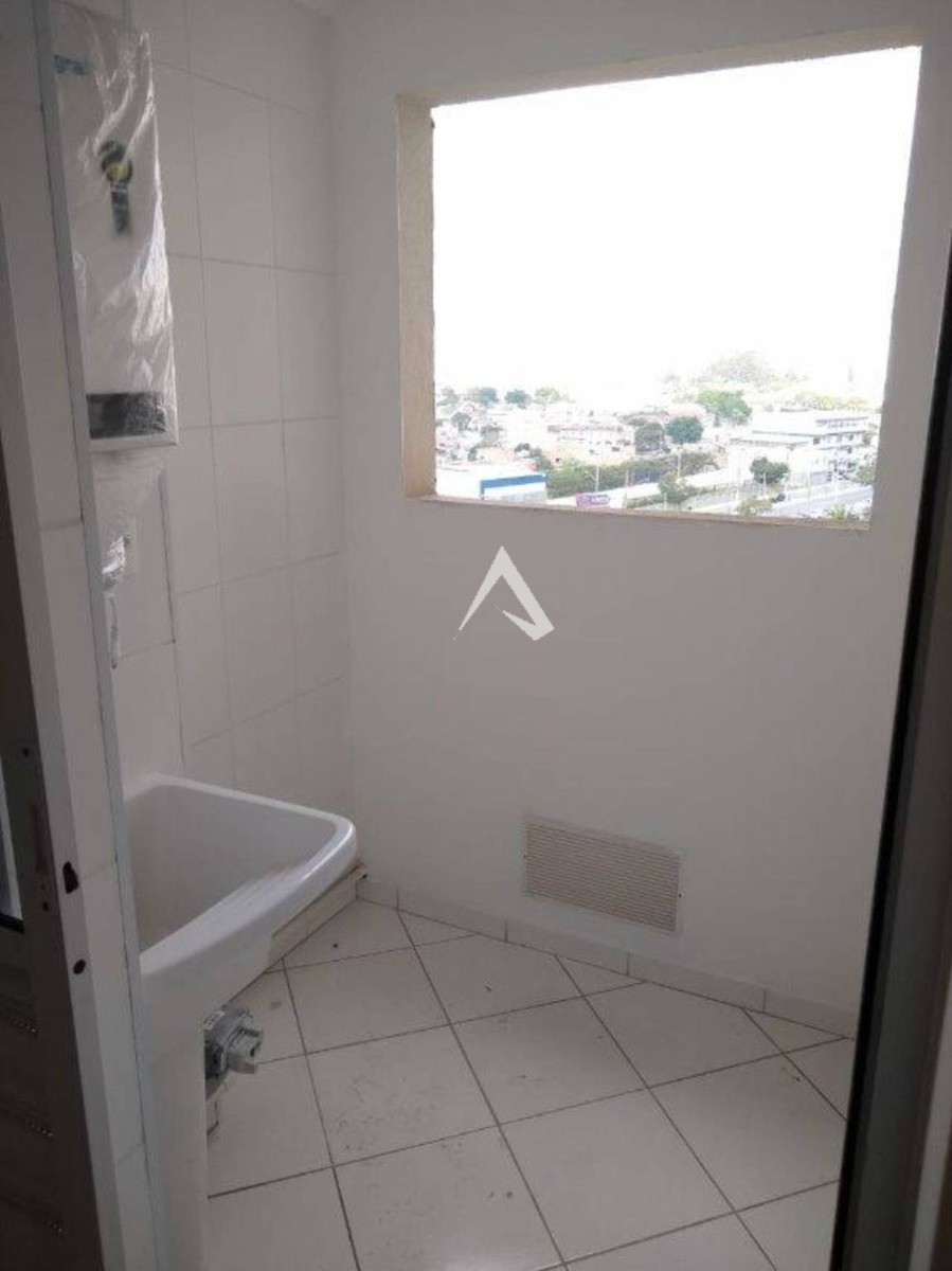 Apartamento para alugar com 3 quartos, 83m² - Foto 8