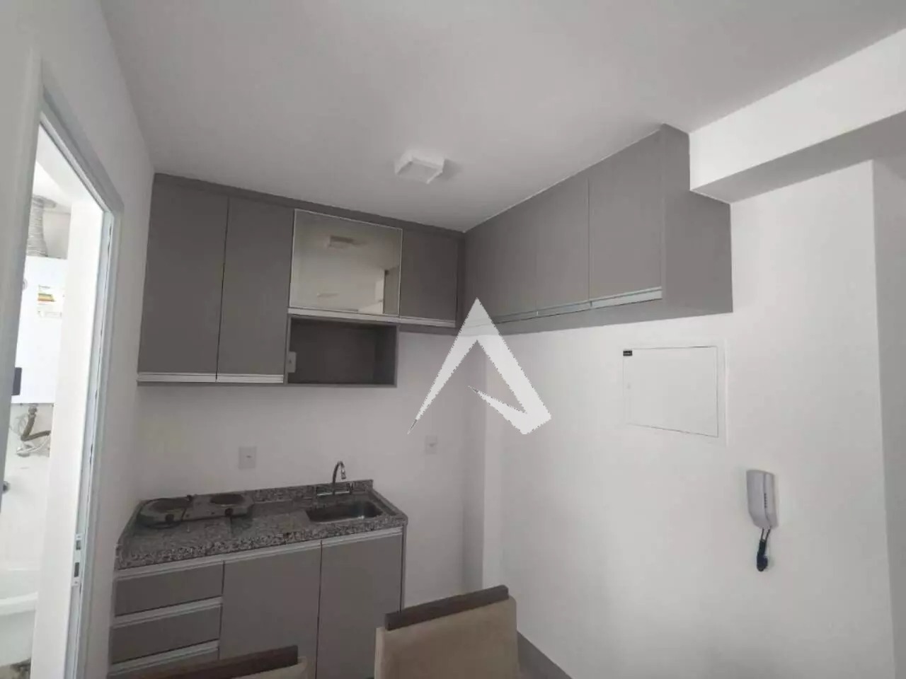 Apartamento para alugar com 1 quarto, 35m² - Foto 9