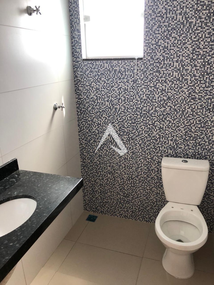 Cobertura à venda com 2 quartos, 100m² - Foto 3