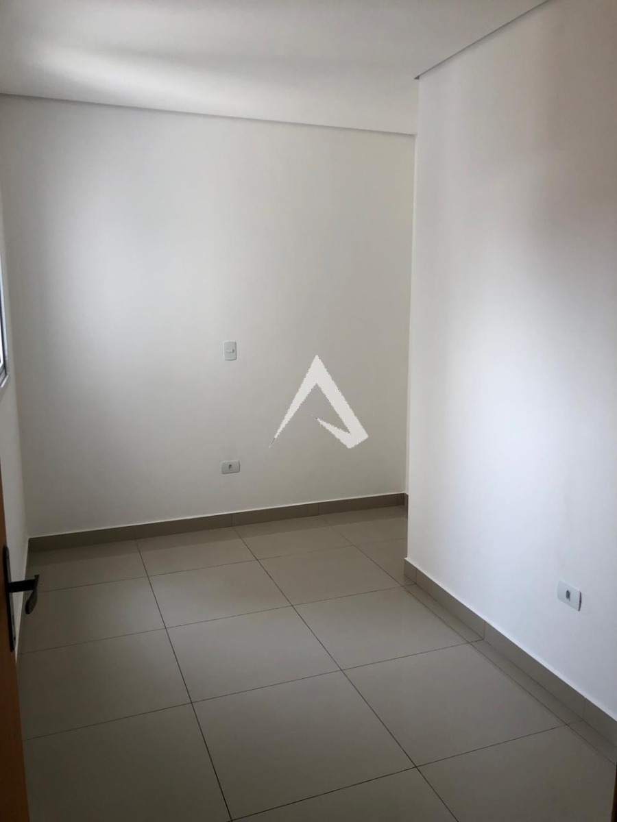 Cobertura à venda com 2 quartos, 100m² - Foto 4