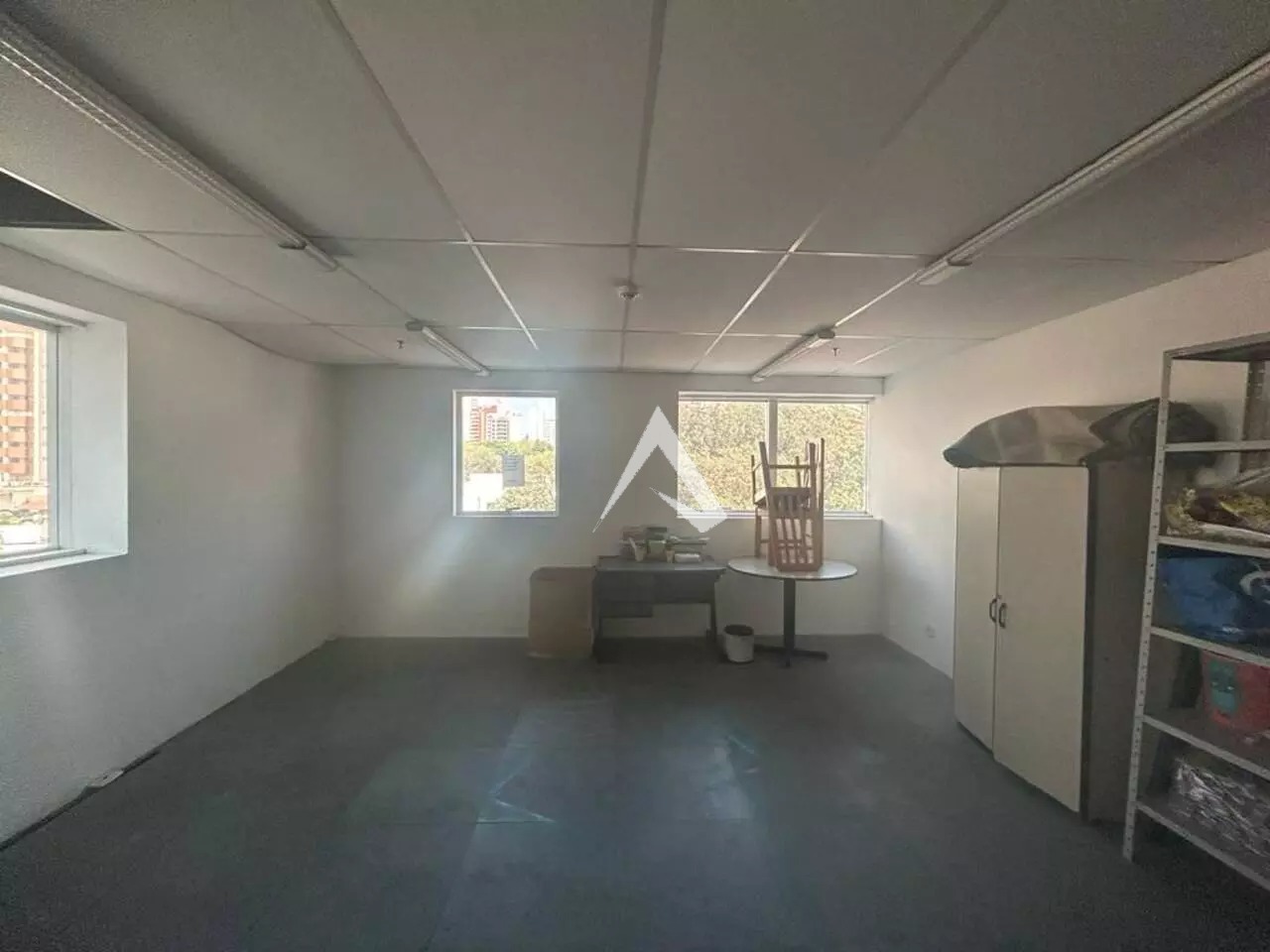 Conjunto Comercial-Sala para alugar com 1 quarto, 44m² - Foto 1