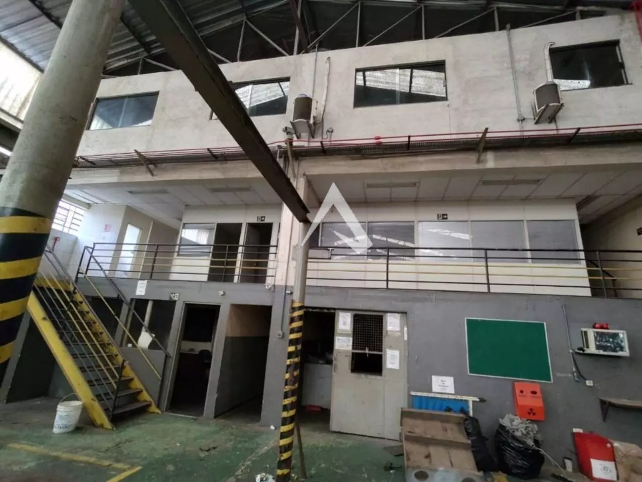 Depósito-Galpão-Armazém para alugar com 2 quartos, 826m² - Foto 4