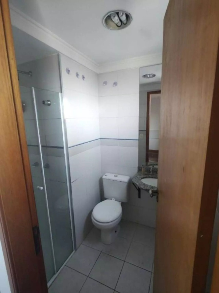 Apartamento para alugar com 2 quartos, 63m² - Foto 14