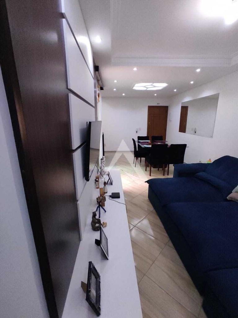 Apartamento à venda com 3 quartos, 85m² - Foto 2