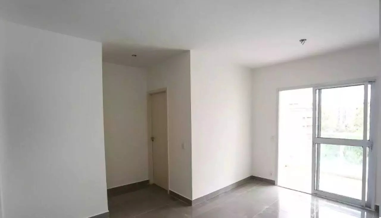 Apartamento para alugar com 2 quartos, 64m² - Foto 2