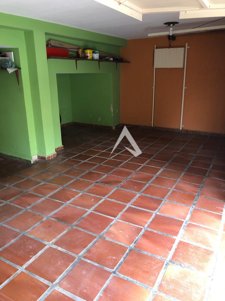 Casa à venda com 2 quartos, 210m² - Foto 16