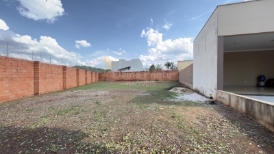 Venda - Terreno (Em condomínio) - Condominio Quinta das Flores - Pirassununga/SP - Cod. IMOB825489663