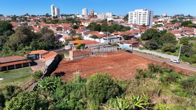 Venda - Terreno (Em rua) - Centro - Pirassununga/SP - Cod. IMOB030