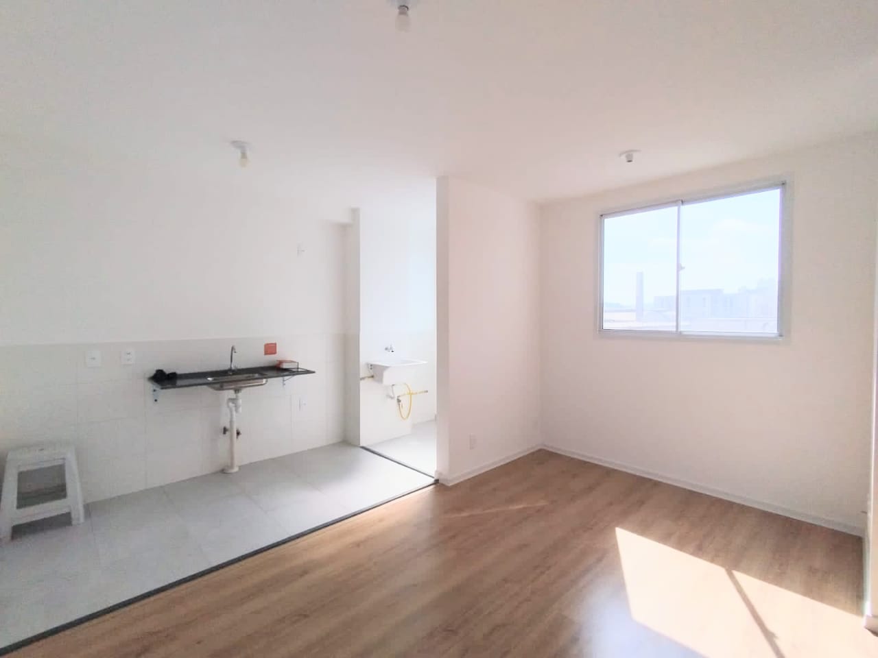 Apartamento à venda com 2 quartos, 42m² - Foto 1