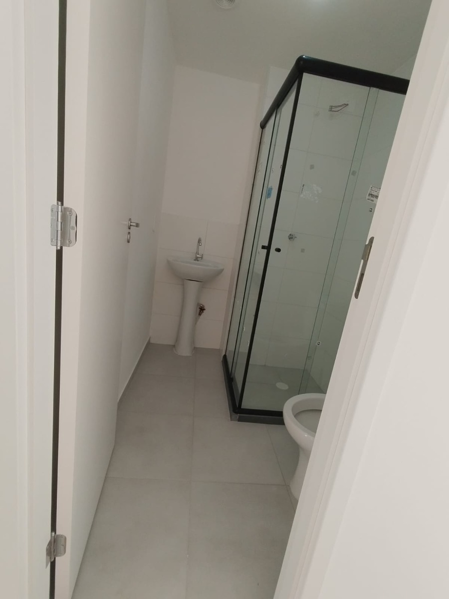 Apartamento à venda com 2 quartos, 42m² - Foto 14