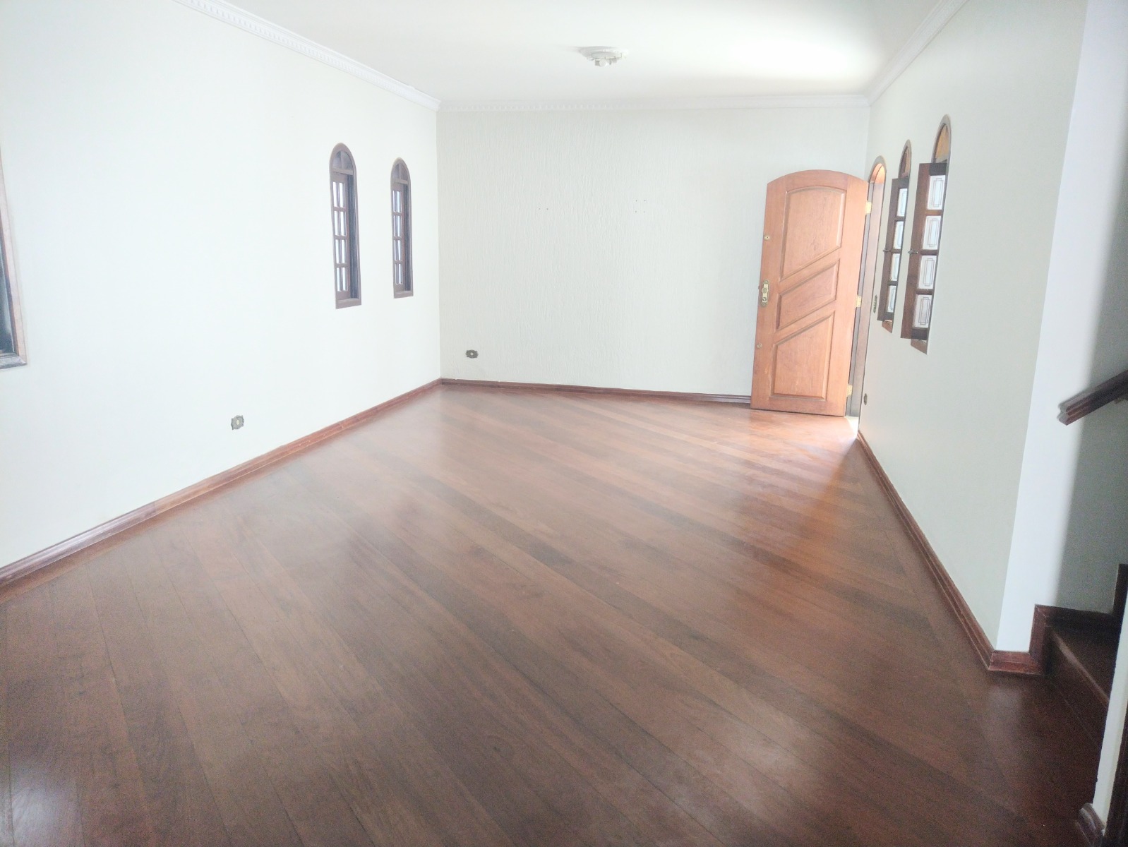 Casa à venda com 3 quartos, 228m² - Foto 5