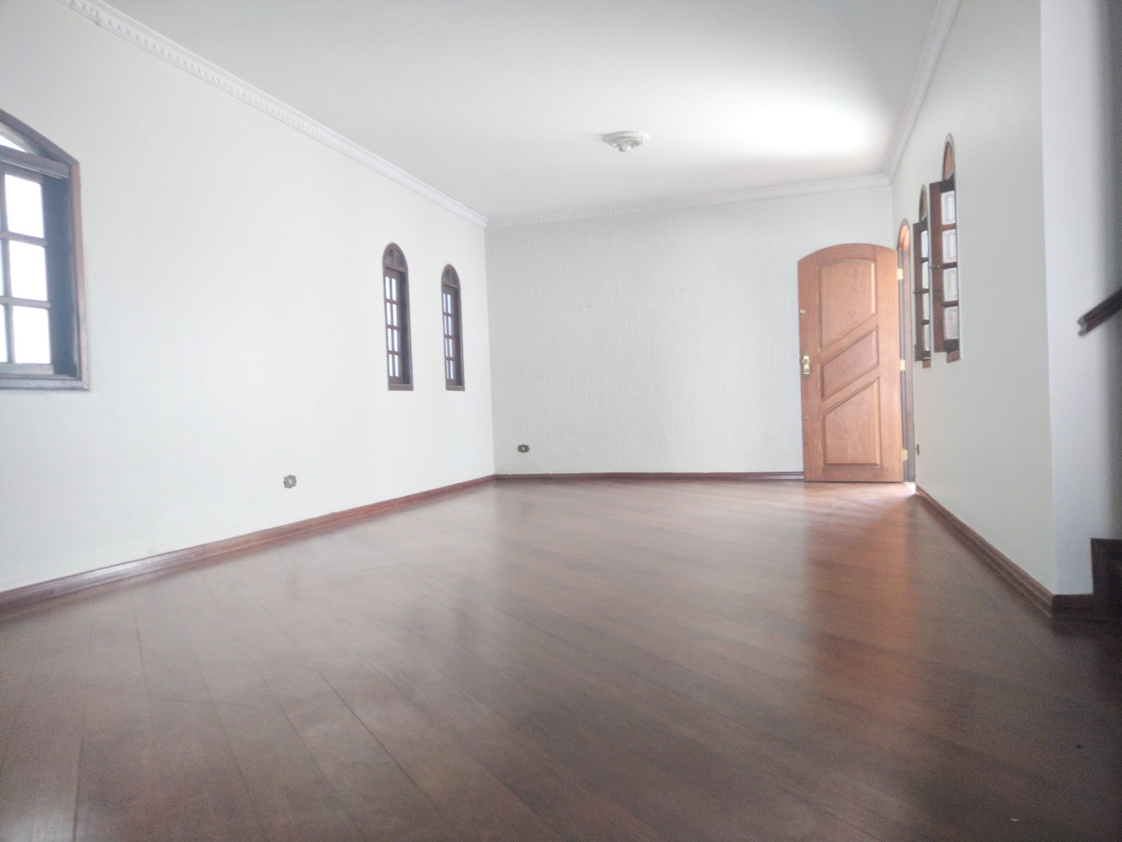 Casa à venda com 3 quartos, 228m² - Foto 6