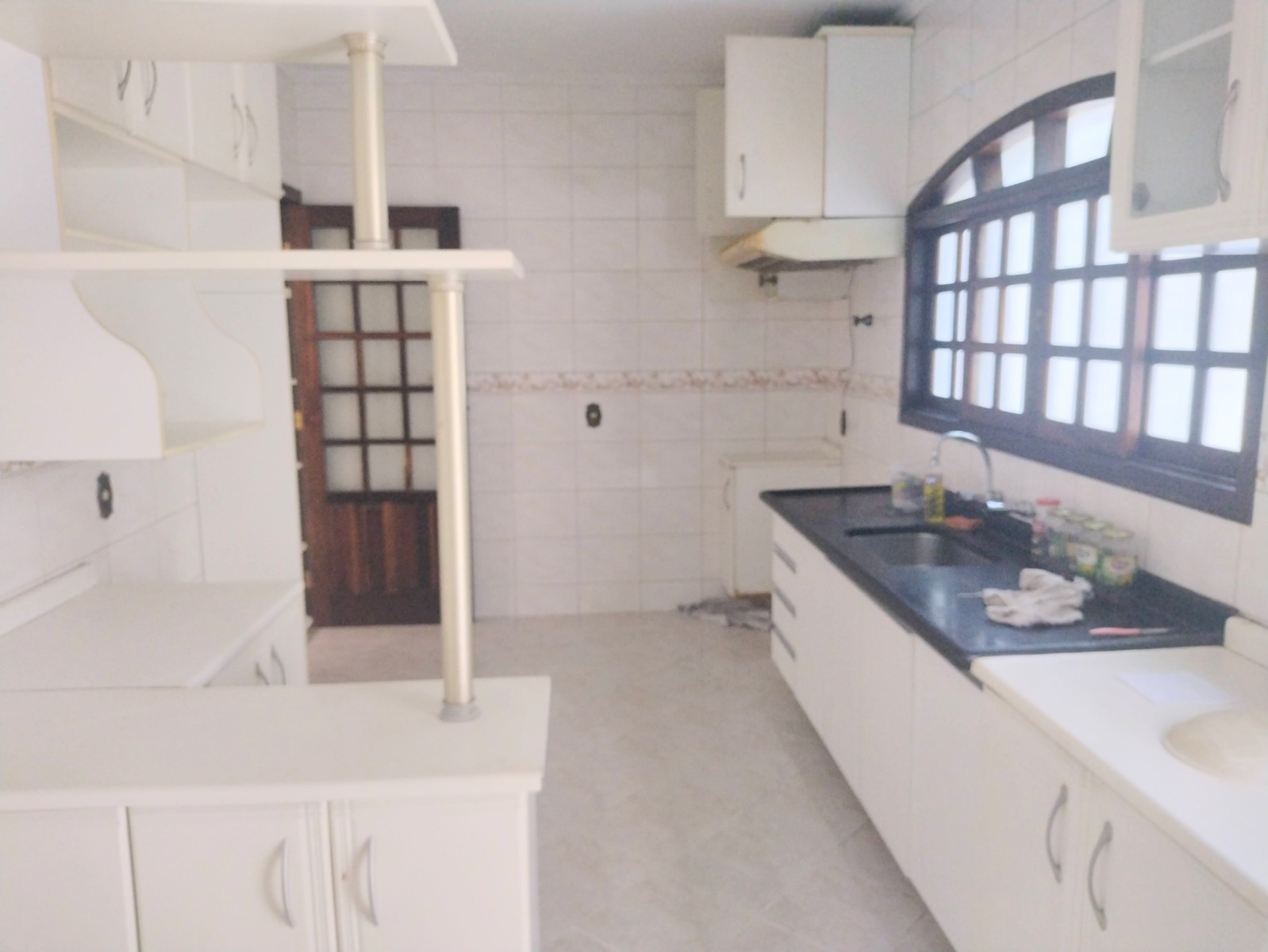 Casa à venda com 3 quartos, 228m² - Foto 13