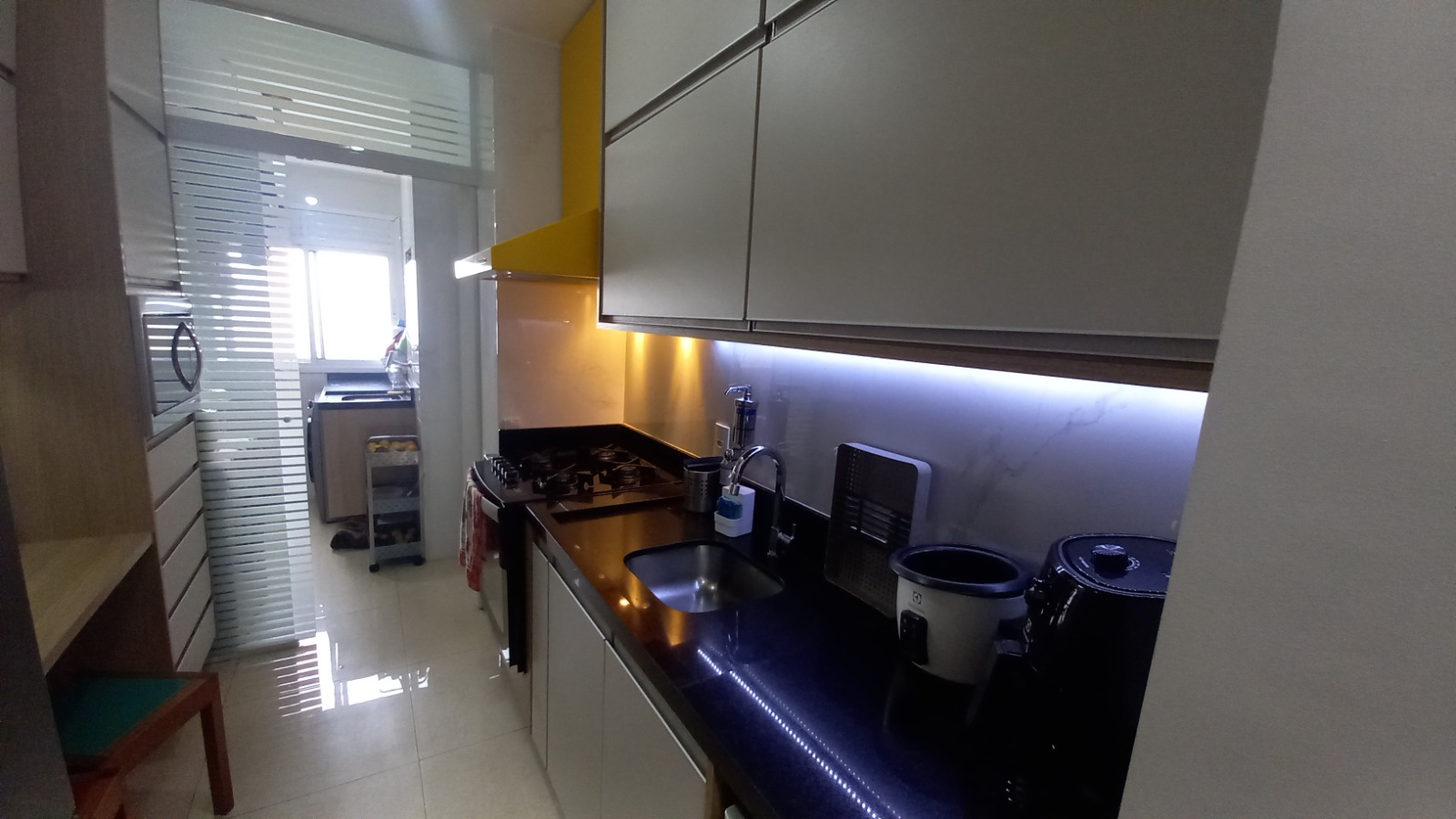 Apartamento à venda com 3 quartos, 95m² - Foto 10