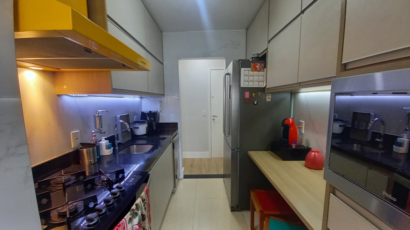 Apartamento à venda com 3 quartos, 95m² - Foto 11