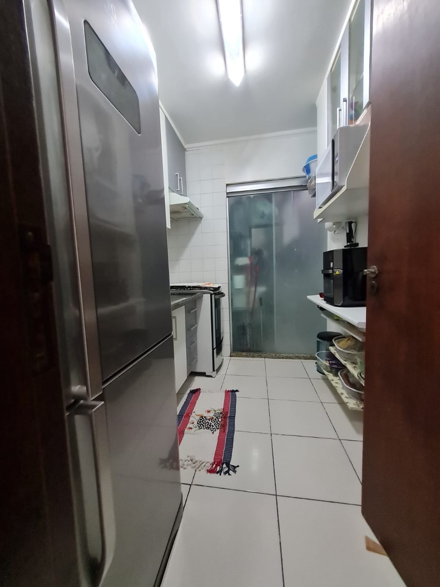 Apartamento à venda com 3 quartos, 54m² - Foto 4