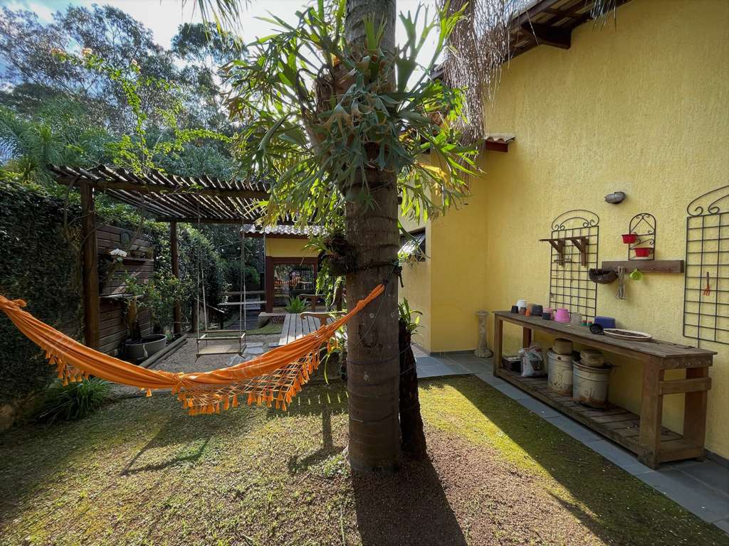 Casa de Condomínio à venda com 4 quartos, 220m² - Foto 14