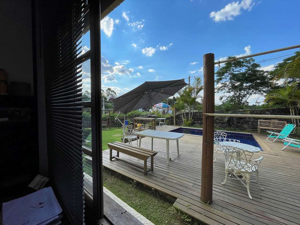 Casa de Condomínio à venda com 4 quartos, 220m² - Foto 5