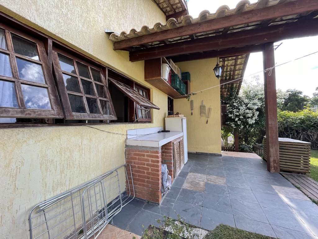 Casa de Condomínio à venda com 4 quartos, 220m² - Foto 13