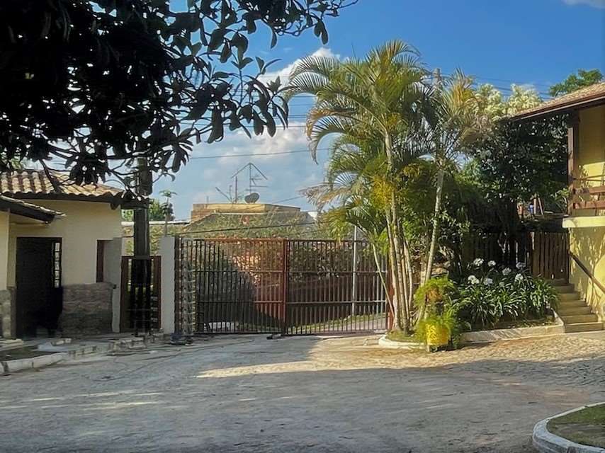 Casa de Condomínio à venda com 4 quartos, 220m² - Foto 8