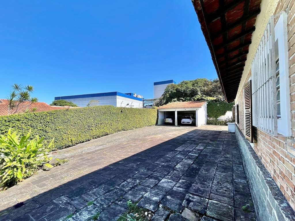 Casa à venda com 3 quartos, 184m² - Foto 5