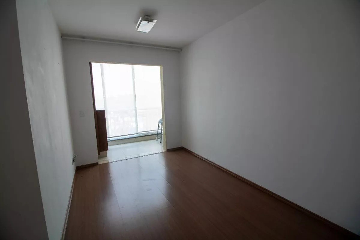 Apartamento à venda com 3 quartos, 62m² - Foto 2