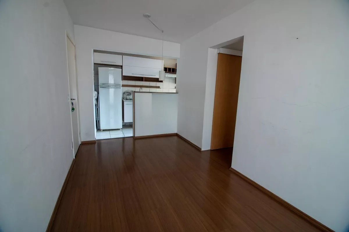 Apartamento à venda com 3 quartos, 62m² - Foto 3