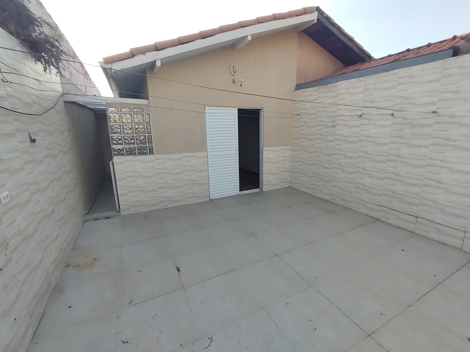 Casa à venda com 3 quartos, 83m² - Foto 14