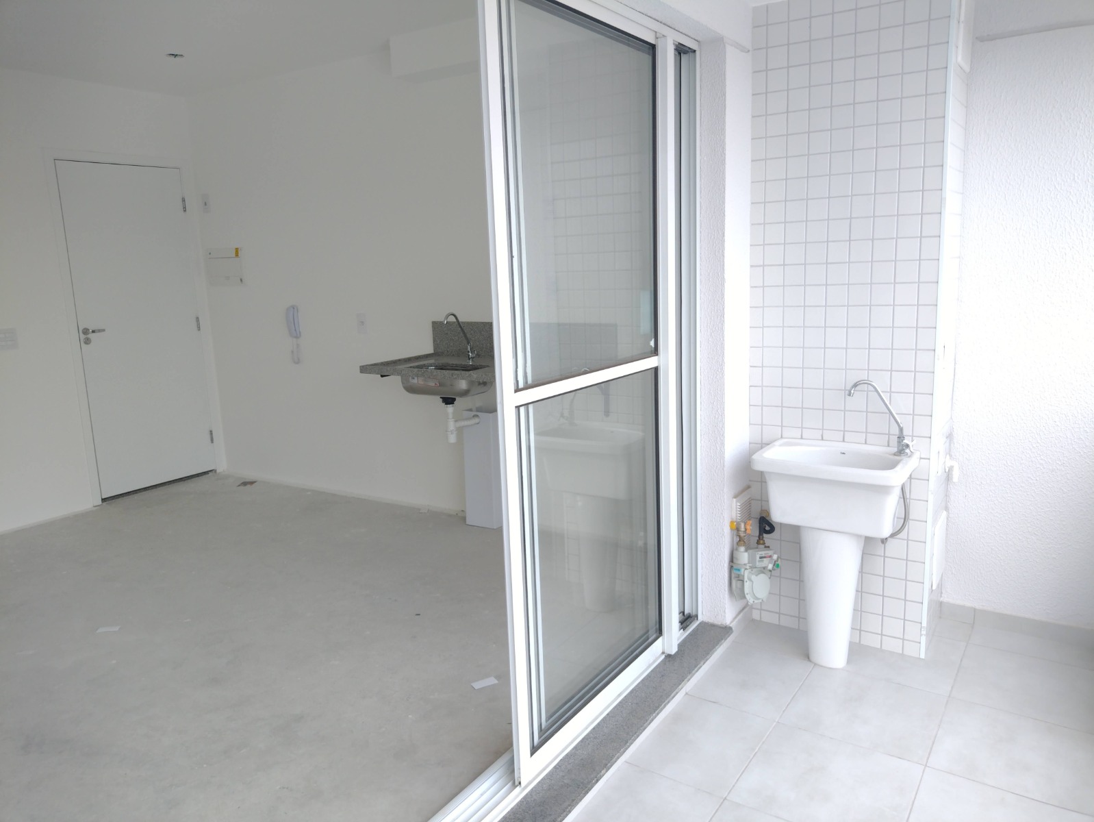 Apartamento à venda com 2 quartos, 44m² - Foto 9