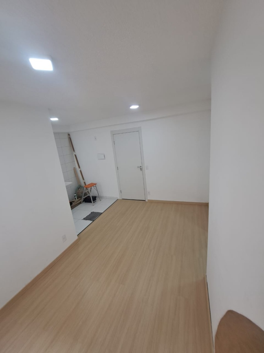 Apartamento à venda com 2 quartos, 41m² - Foto 1