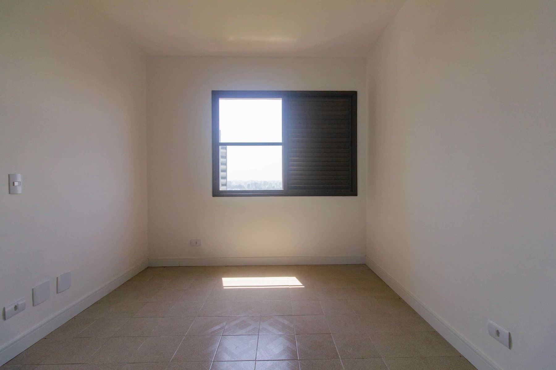 Apartamento à venda com 3 quartos, 167m² - Foto 6