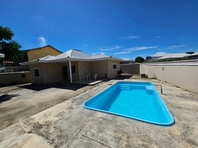 Venda - Casa (Padrão) - Areal - Araruama/RJ - Cod. C-95