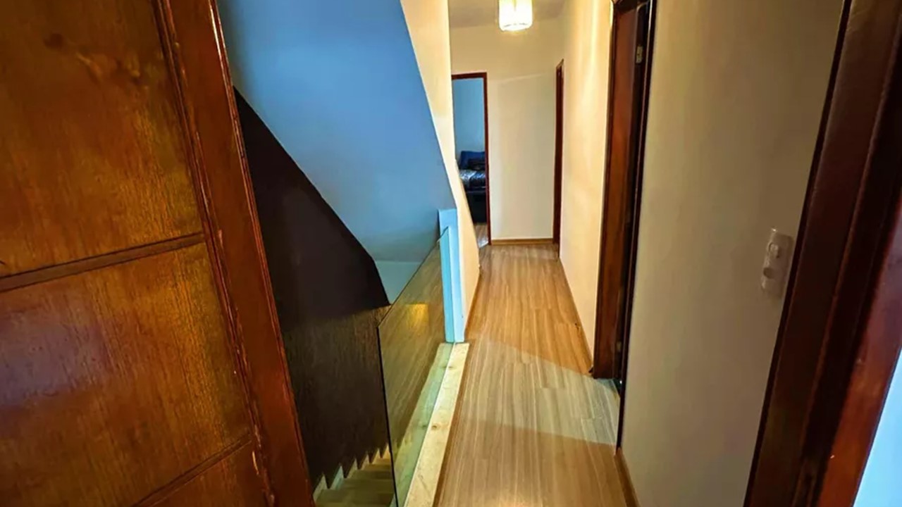 Casa à venda com 3 quartos, 210m² - Foto 14