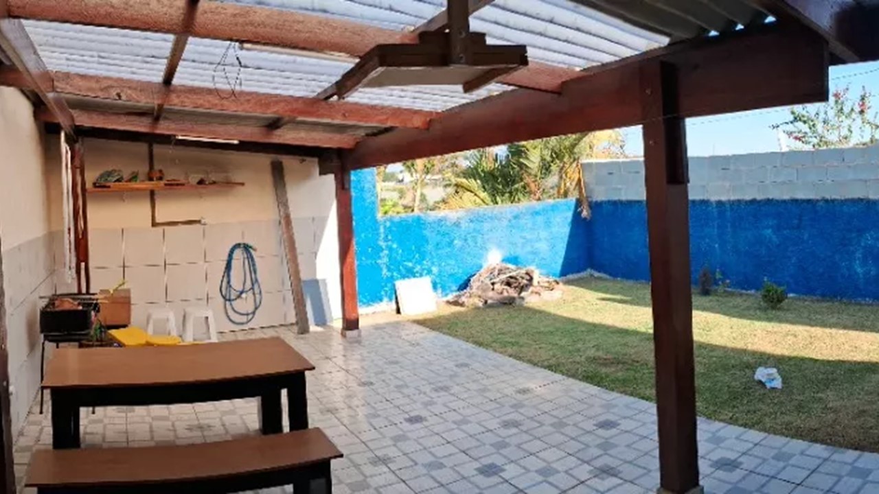 Casa à venda com 3 quartos, 200m² - Foto 26