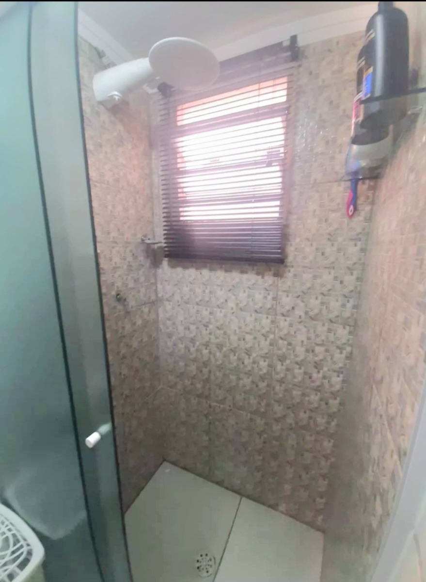 Apartamento à venda com 2 quartos, 45m² - Foto 3