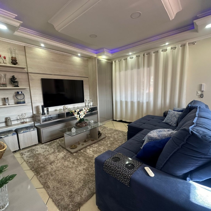 Casa com armários planejados no centro!!!