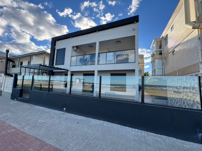 Venda - Casa (Padrão) - Centro - Balneário Arroio do Silva/SC - Cod. IMOB45