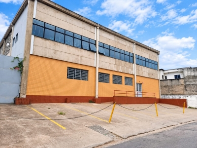 Locação - Comercial (Galpão) - Chácara do Solar I (Fazendinha) - Santana de Parnaíba/SP - Cod. L169
